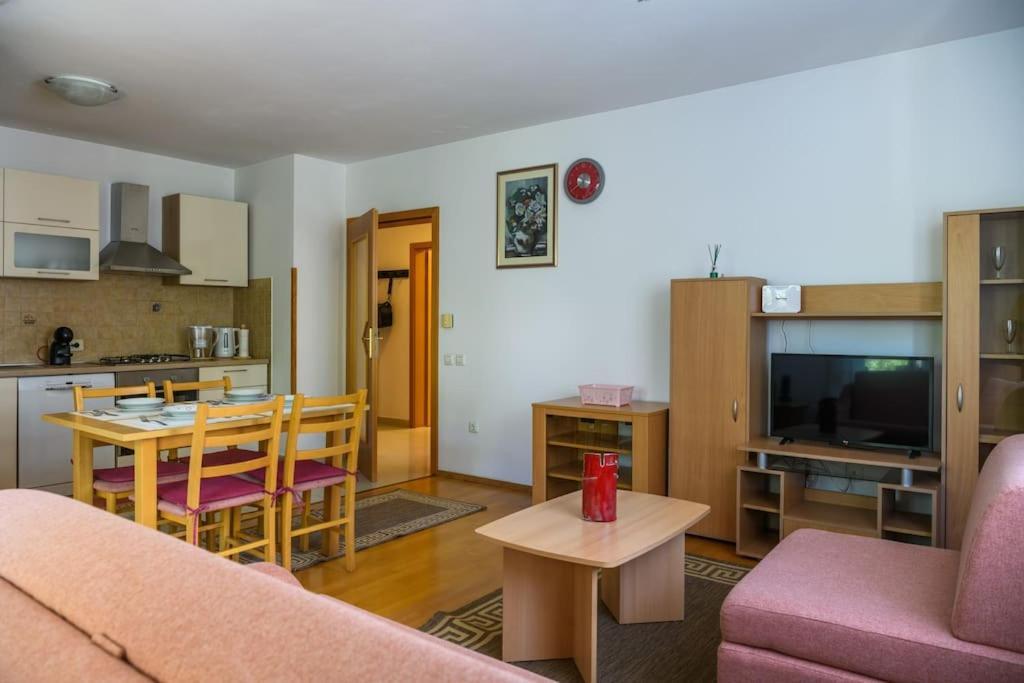 Apartment Sunce Pula Luaran gambar